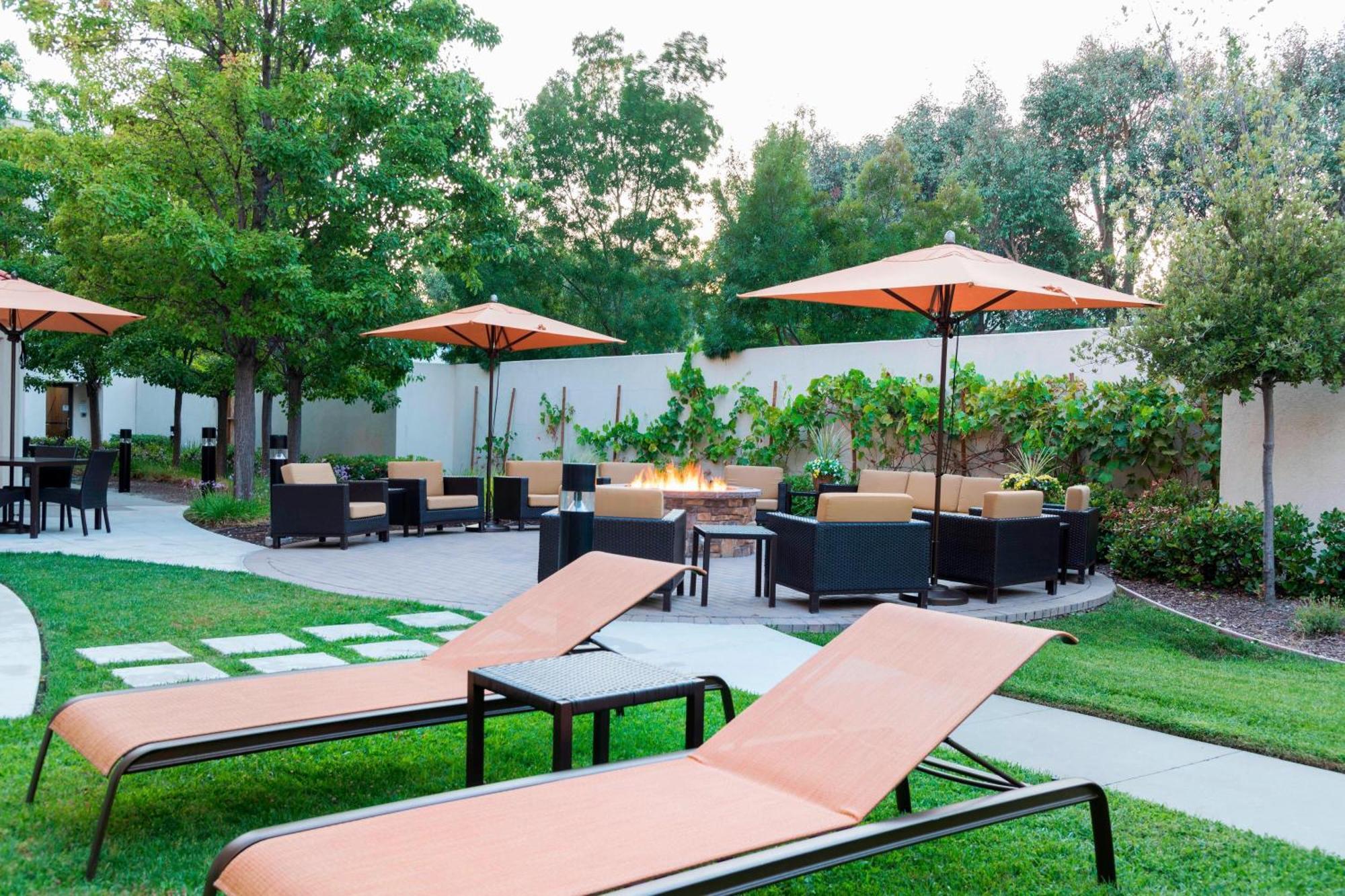 Courtyard By Marriott Livermore Dış mekan fotoğraf
