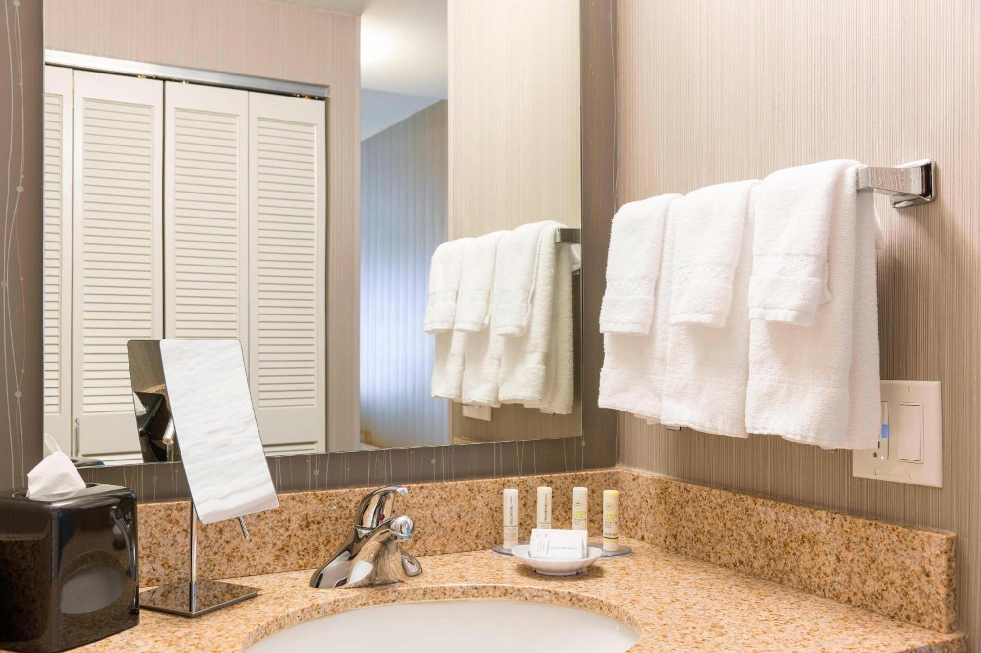 Courtyard By Marriott Livermore Dış mekan fotoğraf